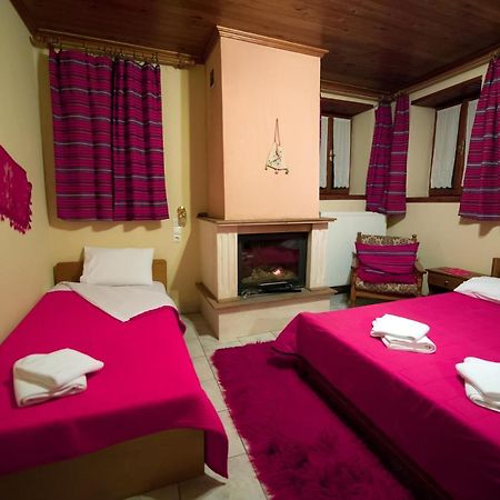 To Petrino Guesthouse Agios Germanos Dış mekan fotoğraf