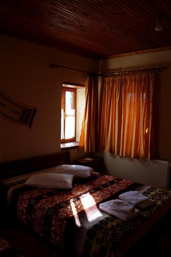 To Petrino Guesthouse Agios Germanos Dış mekan fotoğraf